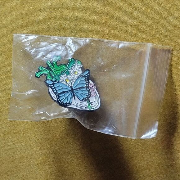 Butterfly Flower Eco Heart Enamel Pin - Picture 6 of 9